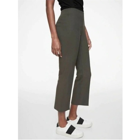 Athleta Mercurial Crop Flare Pant Arbor Olive Gray Brown Travel Sz M #405530-01 - Picture 3 of 9